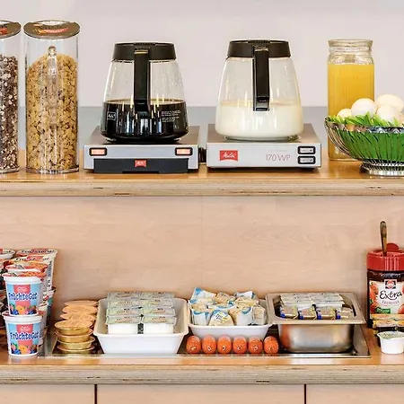 B&B Hotel Regensburg-Ost Отель Регенсбург