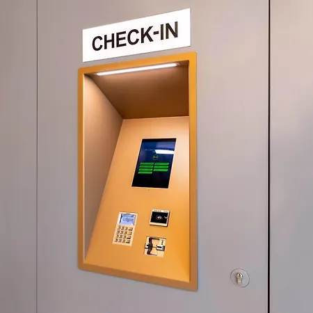 Regensburg-ost מלון 3*