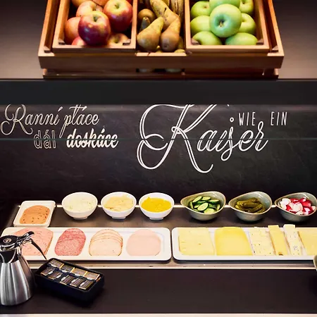 B&B Hotel Regensburg-Ost 3*