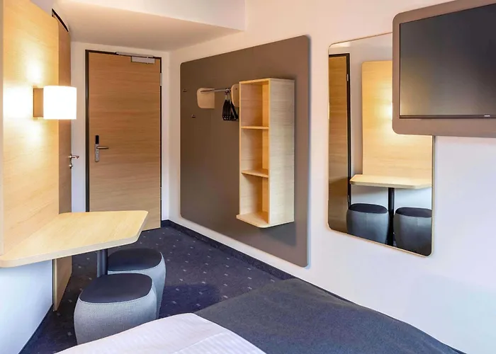 מלון Regensburg-ost 3*